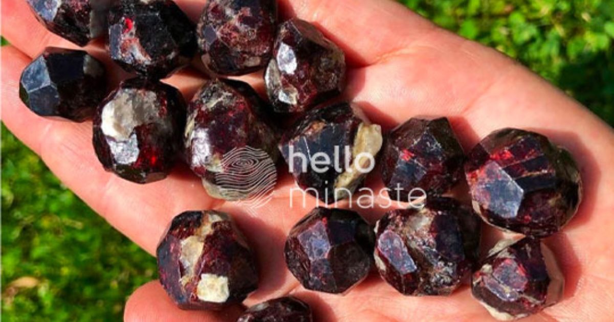 ham kırmızı lal garnet taşı doğal taş